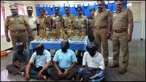 தஞ்சாவூர் ஜெயின் கோயிலில் திருட்டு போன 22 உலோக சிலைகள் மீட்பு :  4 பேரை  போலீசார் அதிரடியாக கைது செய்தனர்…!!!