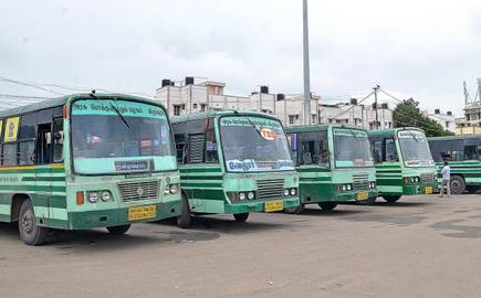 நான்கு மாவட்டங்கள் தவிர மற்ற பகுதிகளில் 50 சதவீத பேருந்துகள் இயக்கப்படும் – தமிழக அரசு.!