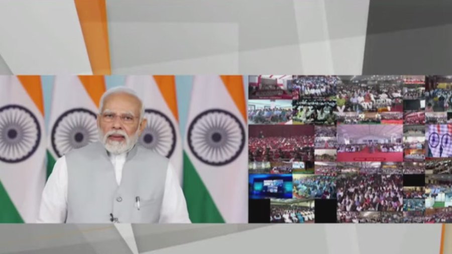 10 லட்சம் பேருக்கு வேலை வழங்கும் ‘ரோஜ்கர் மேளா 2022’ திட்டத்தை தொடங்கி வைத்தார் பிரதமர் மோடி..!!