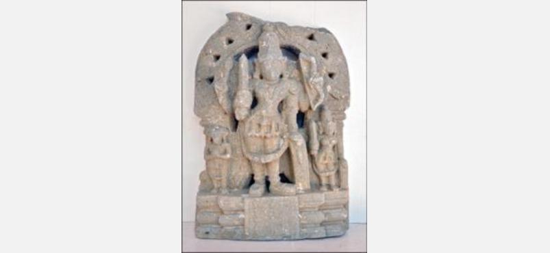 700 ஆண்டுகள் பழமையான வீரபத்திரர் சிலை கண்டுபிடிப்பு..!