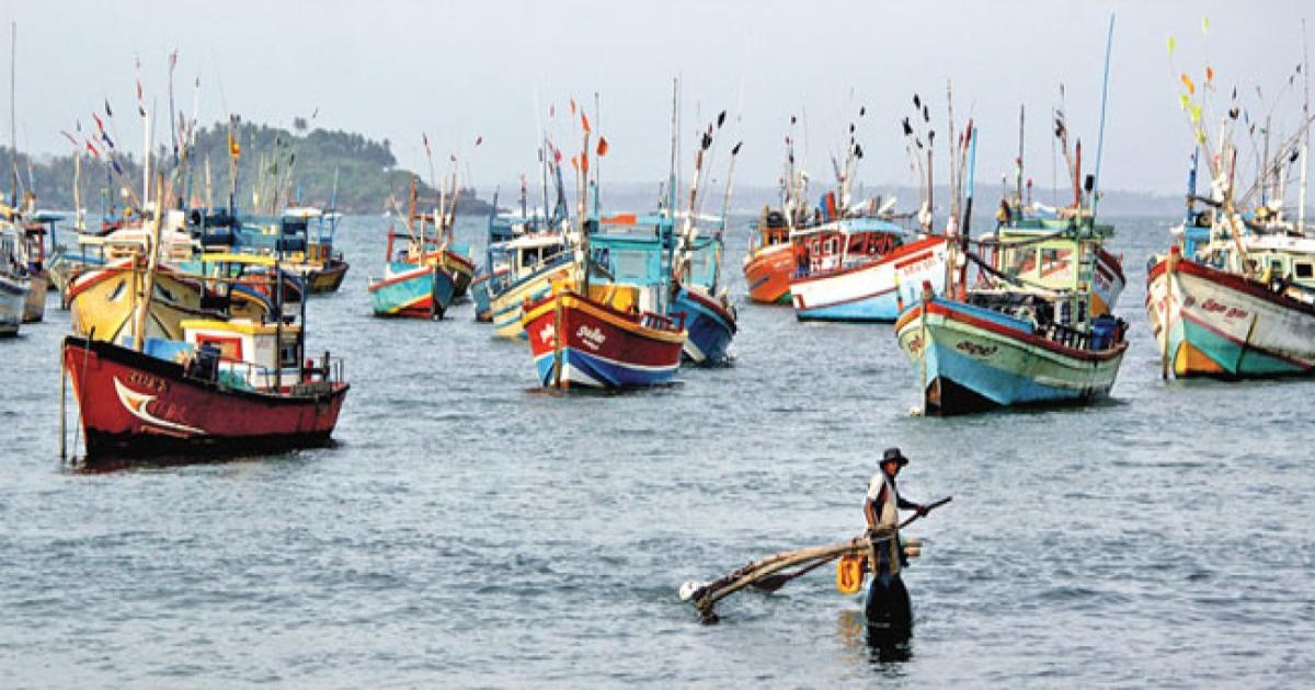 இலங்கை கடற்படையால் கைது – தமிழக மீனவர்கள் 22 பேர் நிபந்தனையுடன் விடுதலை..!